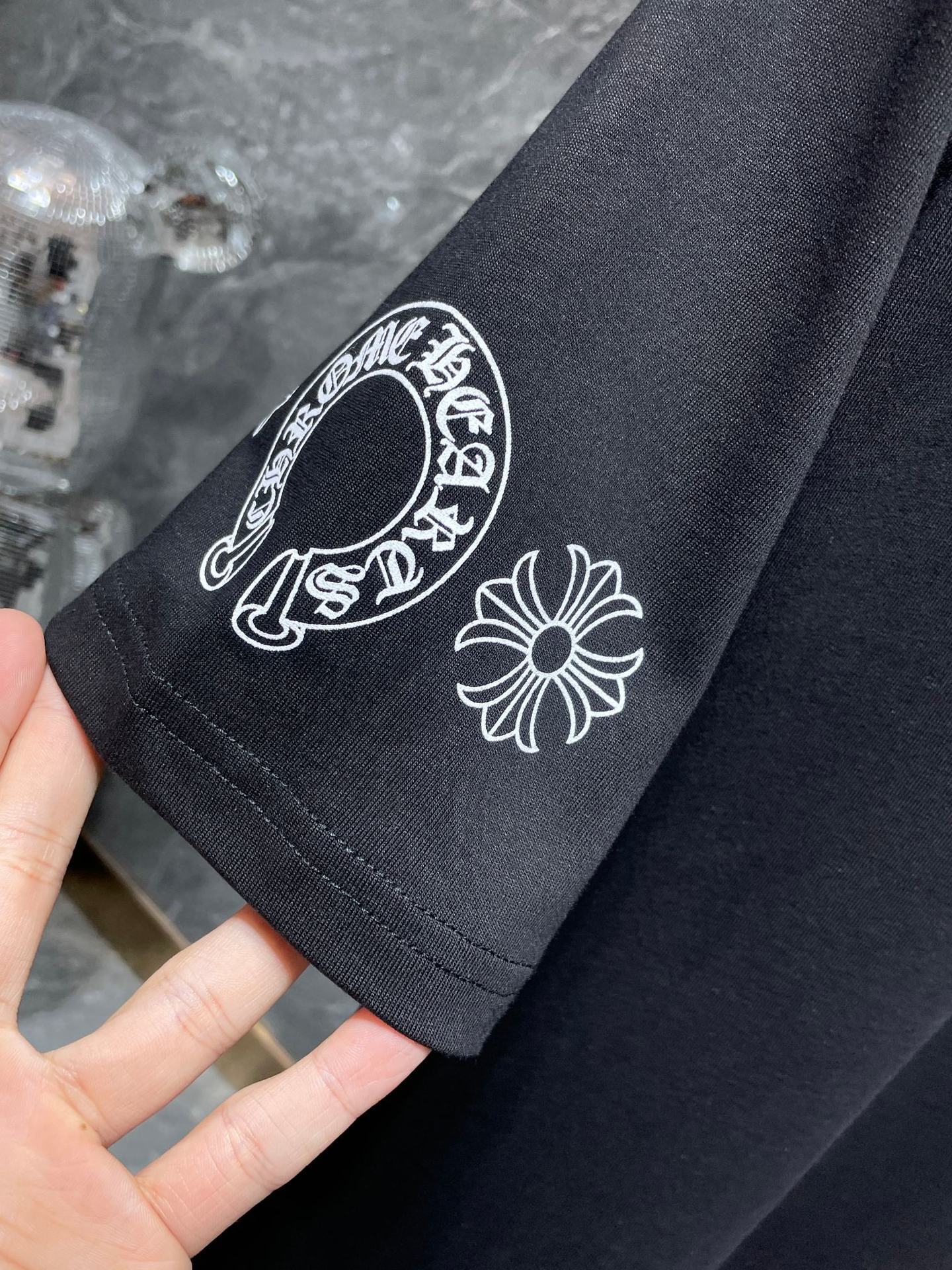 Chrome Hearts Letter Colorful Cross Flower Arm Double Yarn Short Sleeve T-Shirt for Men