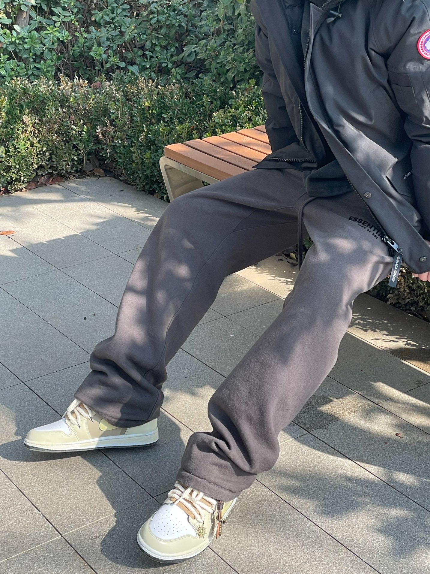 SS22 Tide Pants-Fear of God Essentials Sweatpants (SS22)