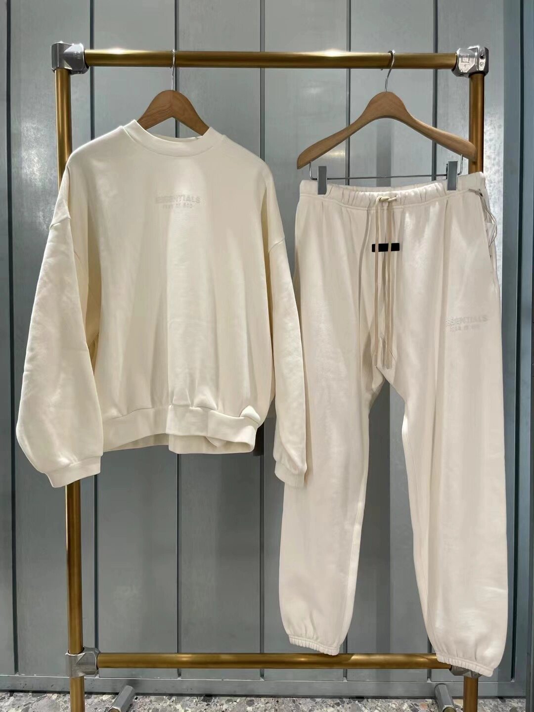 Ess*** Multi-Line Fog Silicone Letters Thickened Sports Casual Sweatpants Trousers