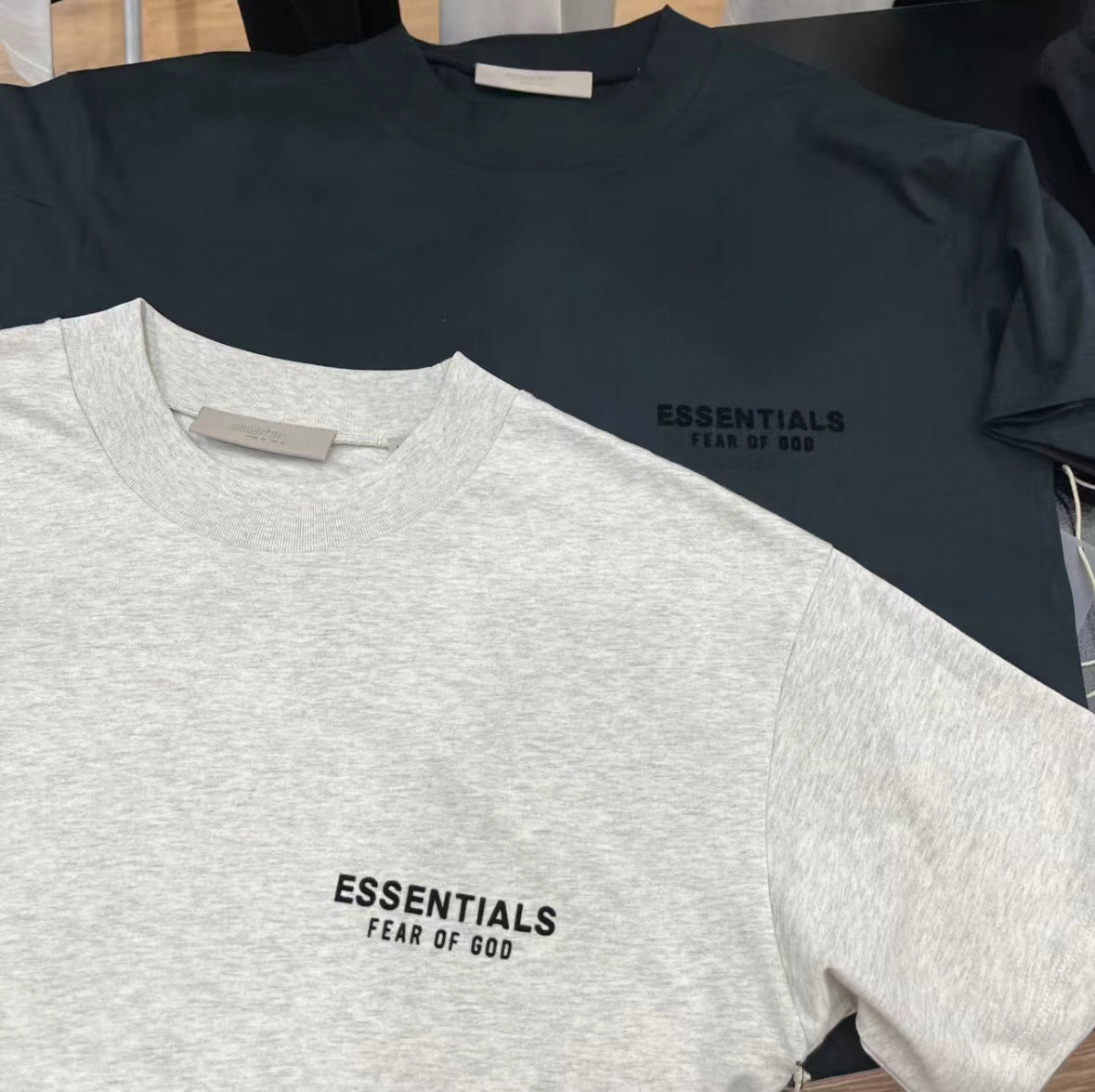 Top ESS Front and Rear Three-Dimensional Flocking Letters 100% Cotton round Neck Loose Couple Short Sleeve T-shirt