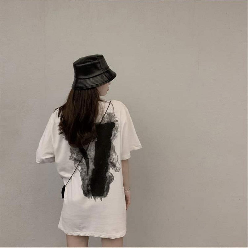 Wholesale Same style as wang yibo lone Short-sleeved with a large back v Reflective Rhinestone Devil Angel Couple Outfit Loose Fit T Shirt