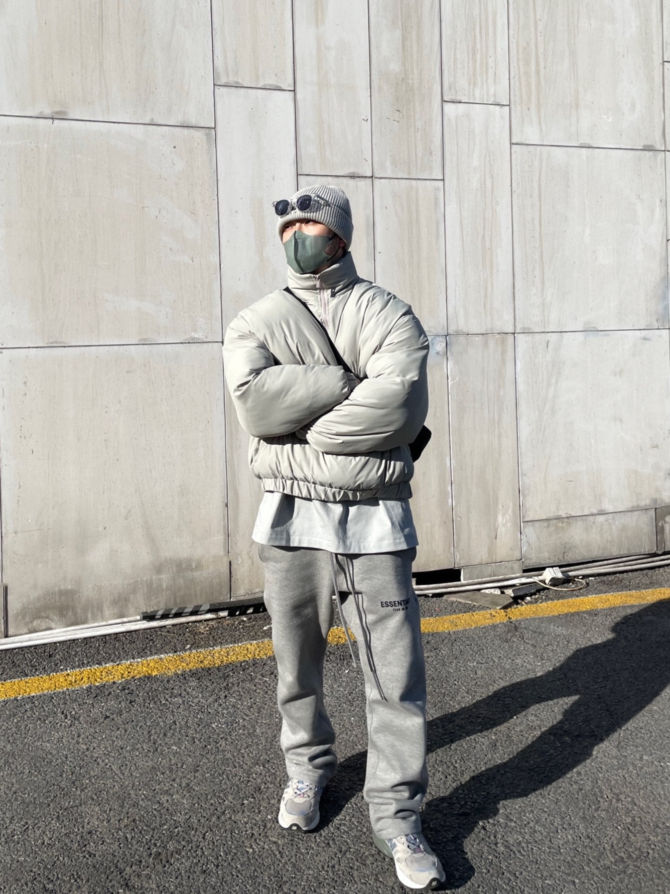 SS22 Tide Pants-Fear of God Essentials Sweatpants (SS22)