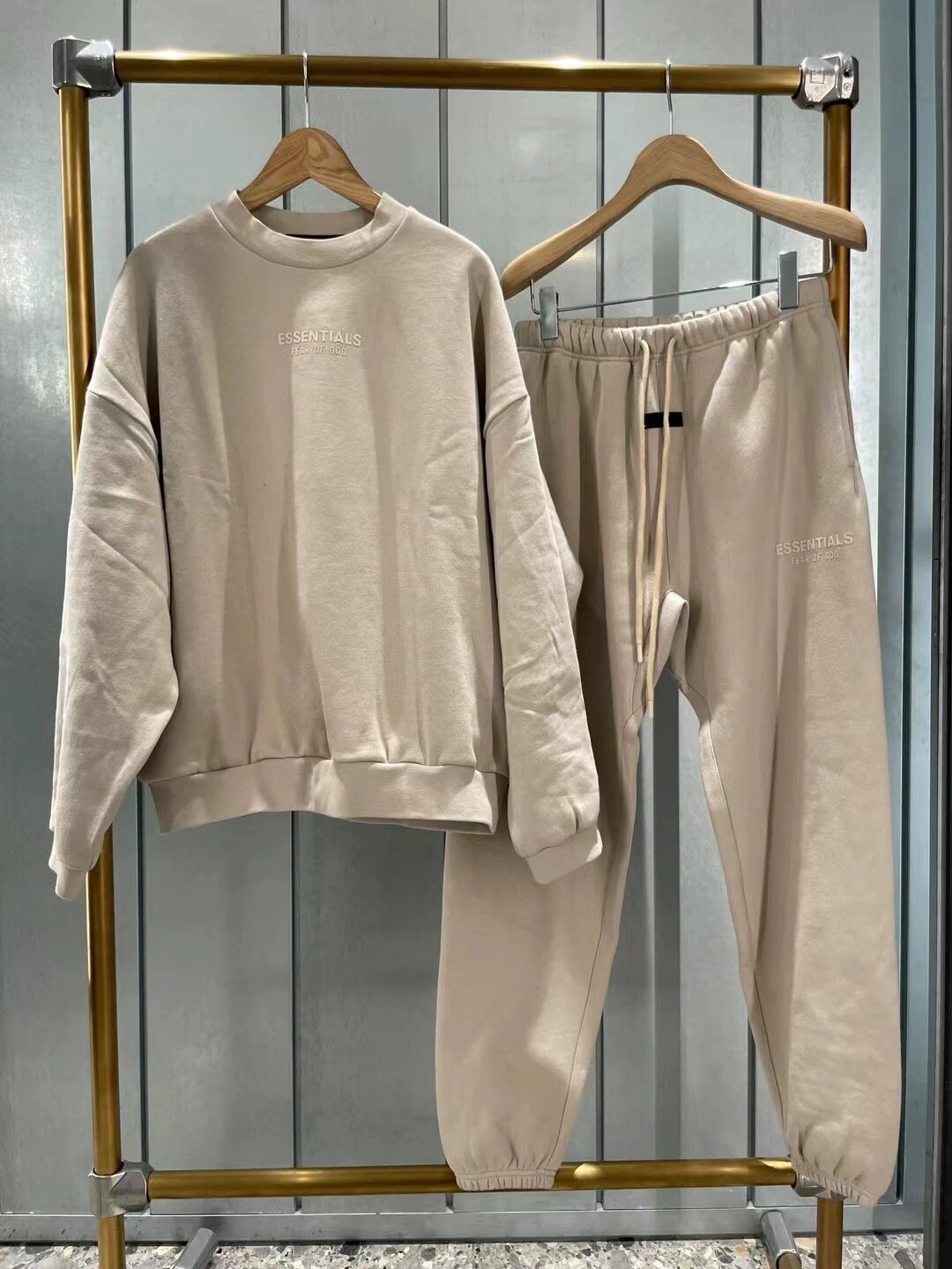 Ess*** Multi-Line Fog Silicone Letters Thickened Sports Casual Sweatpants Trousers