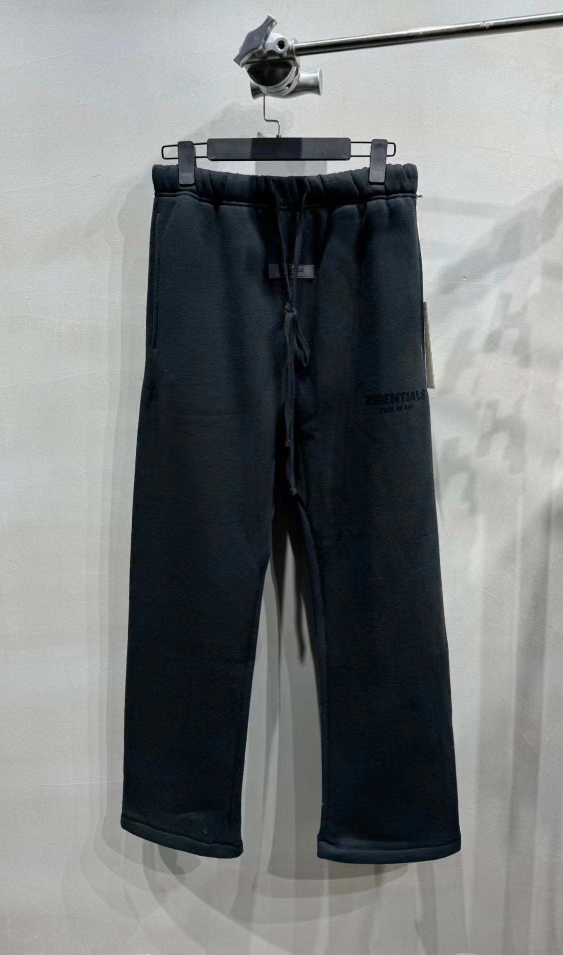 SS22 Tide Pants-Fear of God Essentials Sweatpants (SS22)