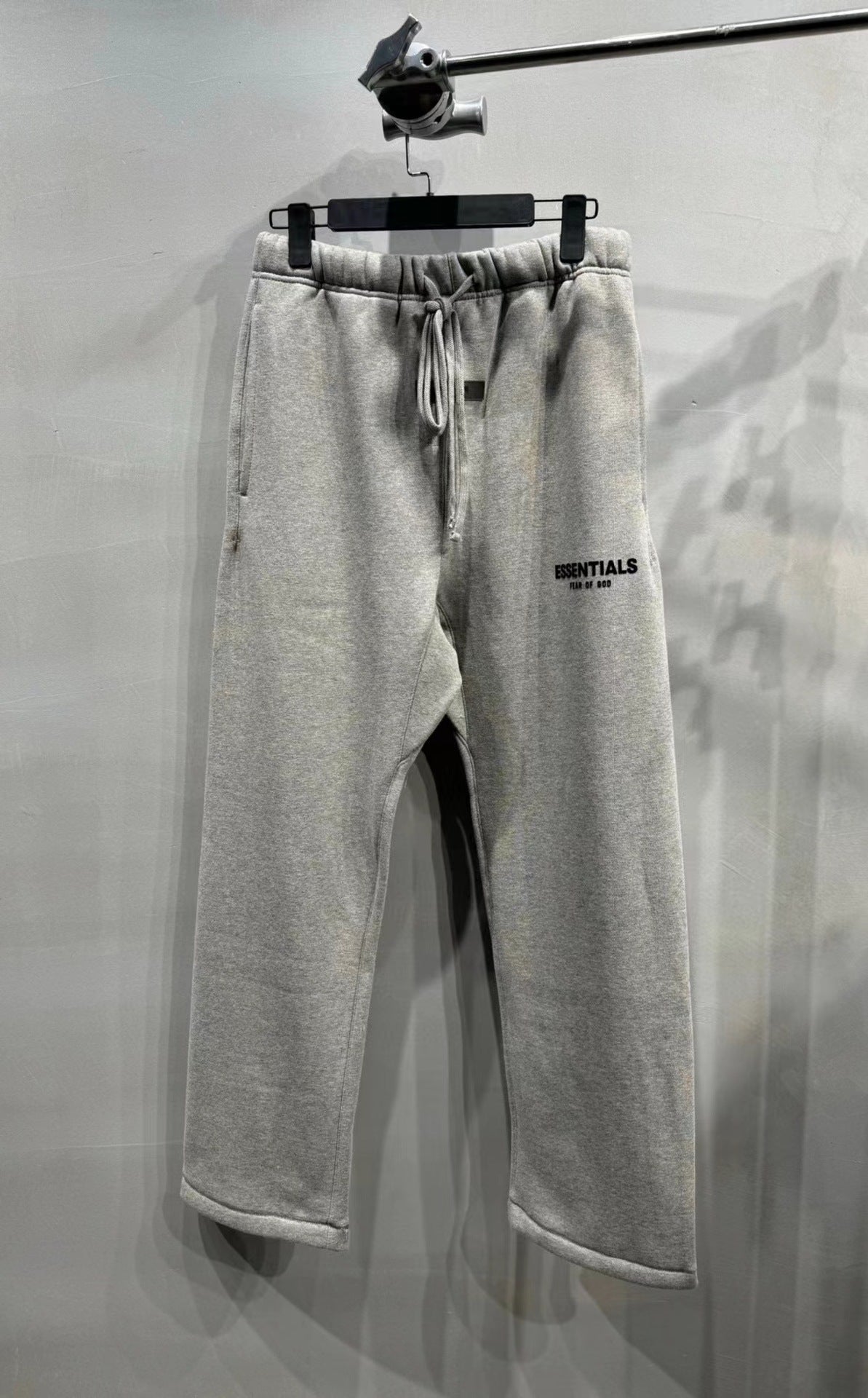 SS22 Tide Pants-Fear of God Essentials Sweatpants (SS22)